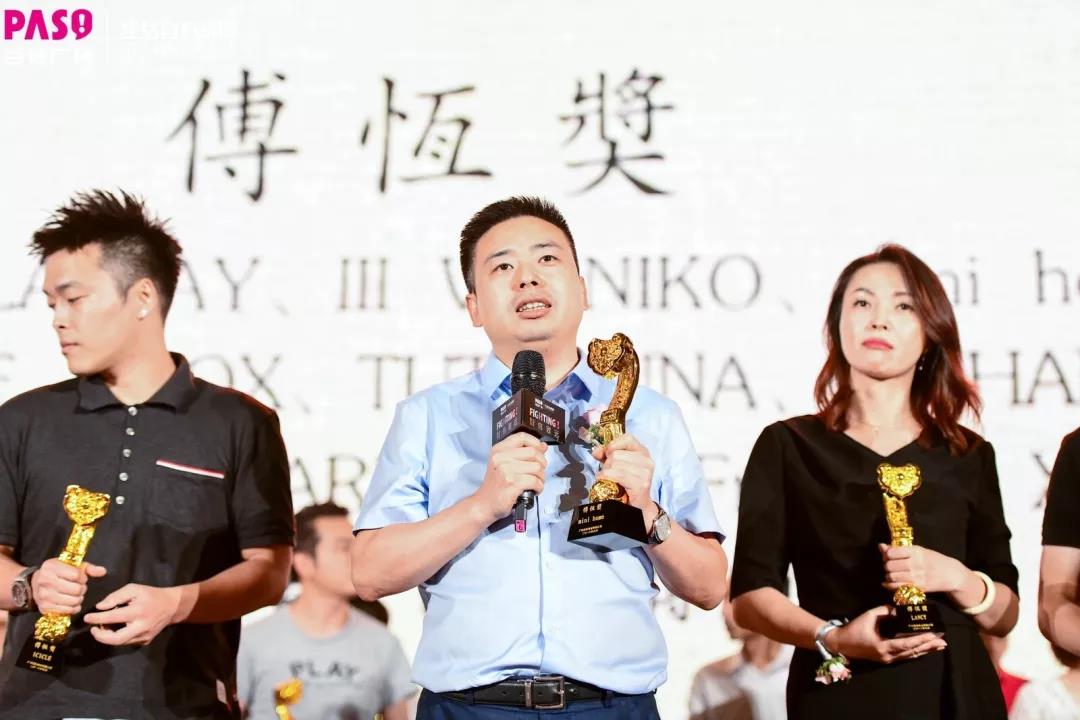 百信廣場(chǎng)招商答謝PARTY圓滿召開， “白云航母”蓄勢(shì)待發(fā)！