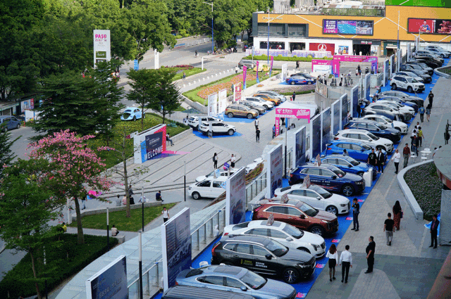 2018廣州白云國際汽車文化節(jié)盛大開幕！